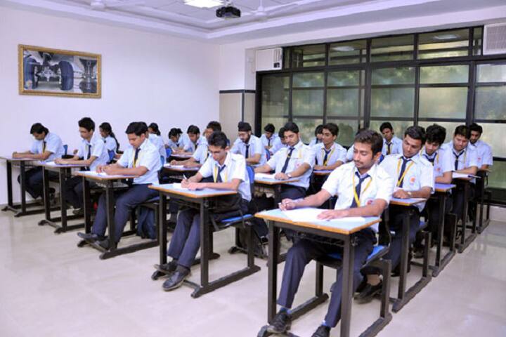 Thakur Institute of Aviation Technology campus in Mumbai, Maharashtra, India — photo 6