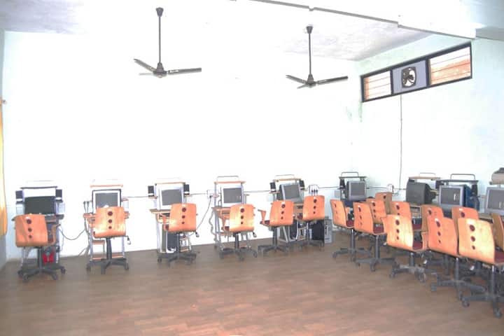 Rajarshi Shahu Chhatrapati Institute of Pharmacy campus in Kolhapur, Maharashtra, India — photo 5