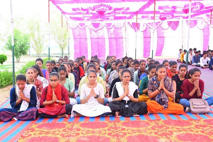 Shree Krishna Arts College campus in Banaskantha, Gujarat, India — photo 5