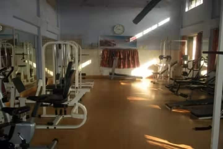 GM Momin Women's College campus in Thane, Maharashtra, India — photo 4