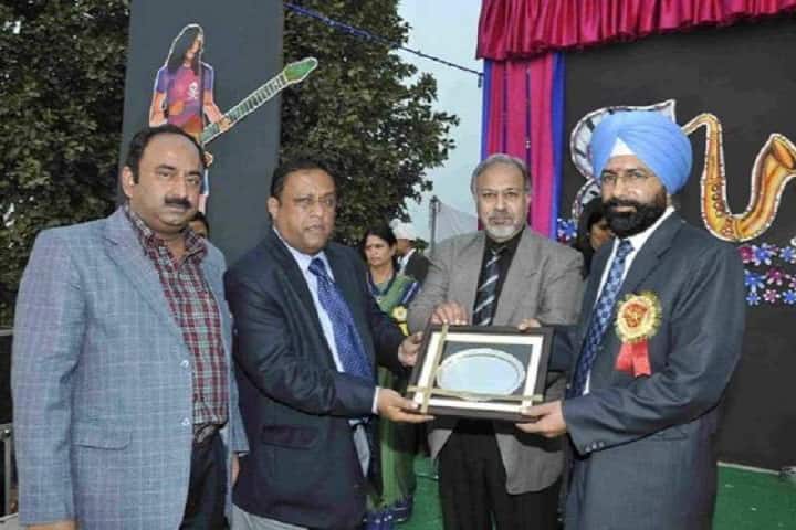 Innocent Hearts College of Management campus in Lohar Sukha Singh, Punjab, India — photo 3