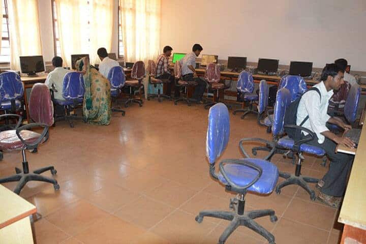 Shri Manjunatheshwara College of Education campus in Dharwad, Karnataka, India — photo 2
