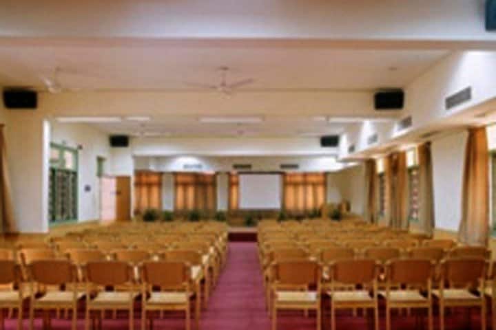 KRS College of Management campus in Gonda, Uttar Pradesh, India — photo 1