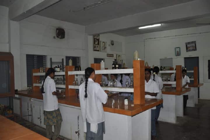 Duvvuru Ramanamma Womens Degree College campus in Gudur, Andhra Pradesh, India — photo 3