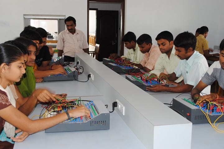 Kamath Institute of Technology campus in Udupi, Karnataka, India — photo 2
