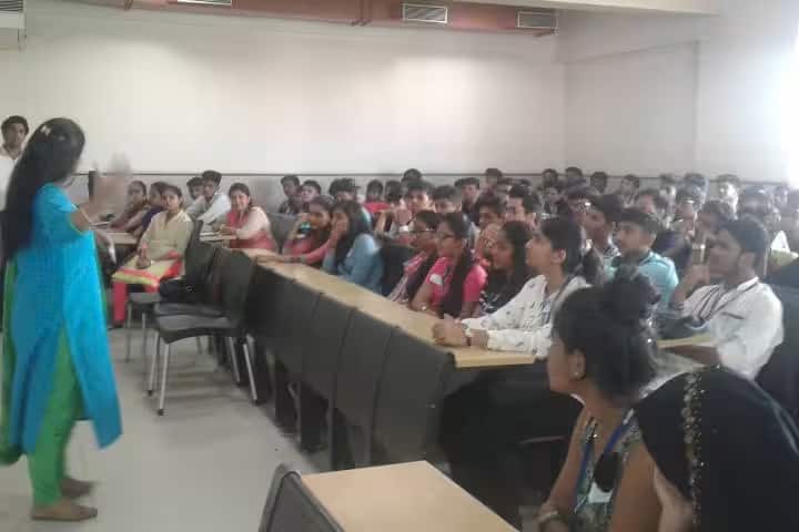 Lords Universal College campus in Mumbai, Maharashtra, India — photo 3