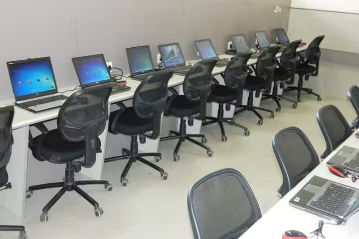 Lords Universal College campus in Mumbai, Maharashtra, India — photo 5