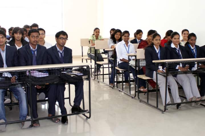 Reva First Grade Evening College campus in Bangalore, Karnataka, India — photo 3