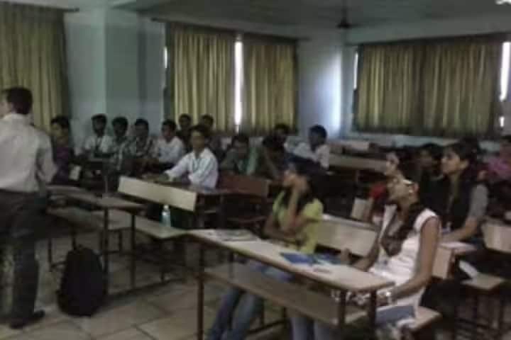 Laxman Devram Sonawane College campus in Kalyan, Maharashtra, India — photo 2