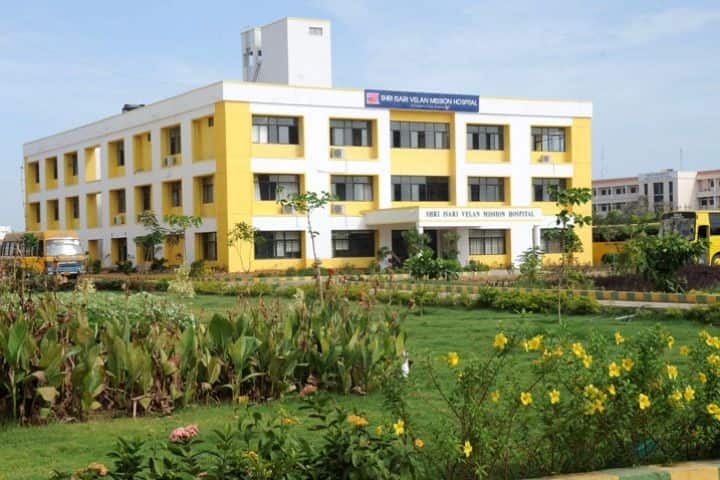 Sri Venkateswara Dental College and Hospital campus in Navallur, Tamil Nadu, India — photo 1
