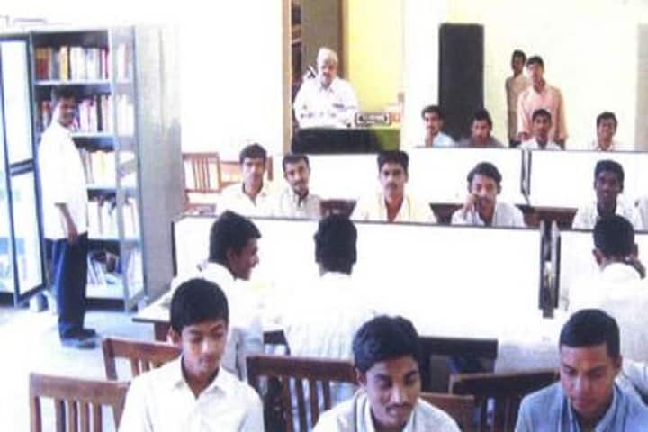 AV Patil Degree College of Arts Science and Commerce campus in Aland, Karnataka, India — photo 3