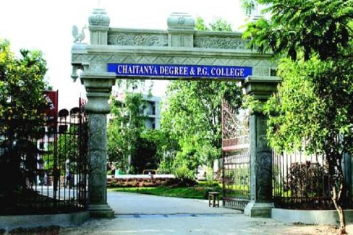 Chaitanya Post Graduate College campus in Hanamkonda, Telangana, India — photo 1