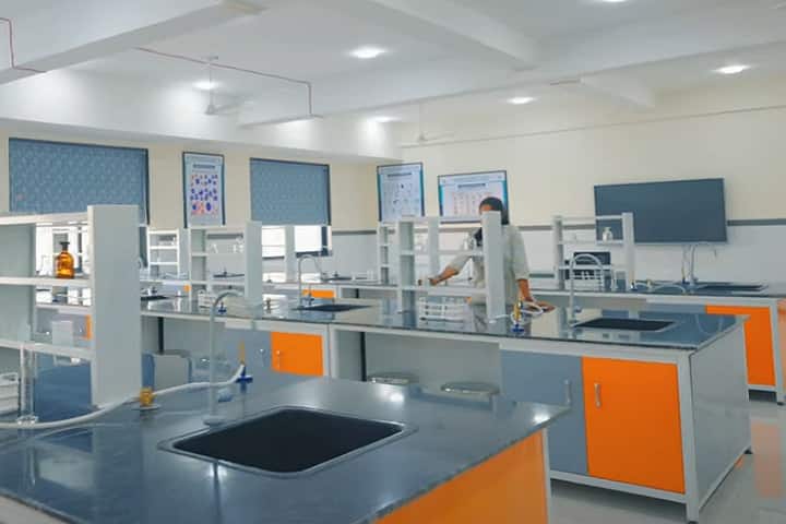 Mansarovar Medical College and MGU Hospital campus in Sehore, Madhya Pradesh, India — photo 5