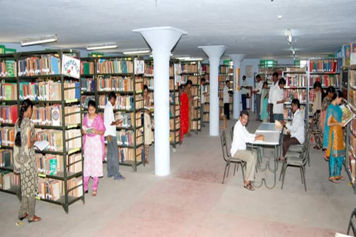 Sri Subbaraya and Narayana College campus in Narasaraopet, Andhra Pradesh, India — photo 6