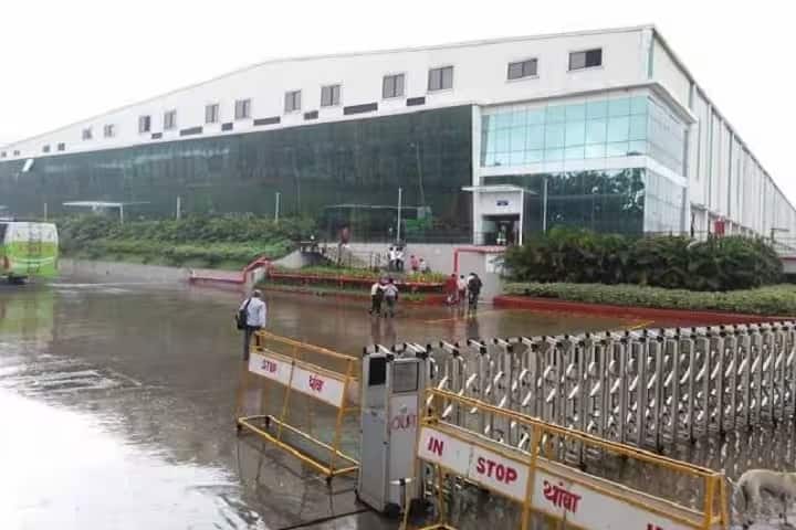 Reena Mehta College of Arts campus in Mumbai, Maharashtra, India — photo 1