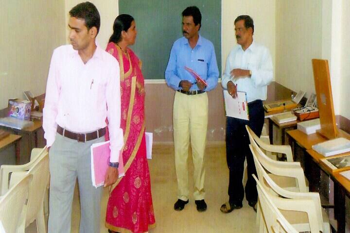 Anjuman Centenary B Ed College campus in Dharwad, Karnataka, India — photo 4