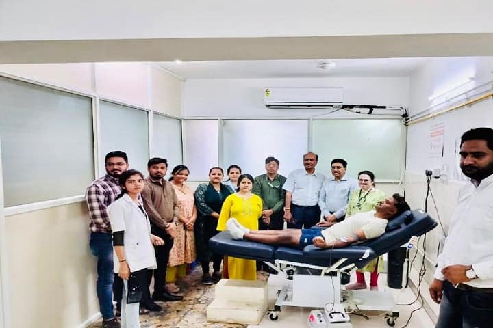 LNCT Medical College and Sewakunj Hospital campus in Indore, Madhya Pradesh, India — photo 3