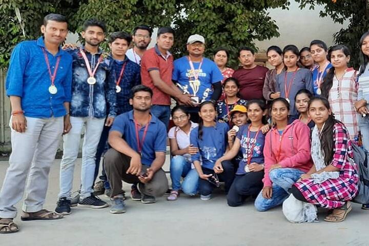 Smt Laxmibai Radhakisan Toshniwal College of Commerce campus in Akola, Maharashtra, India — photo 4