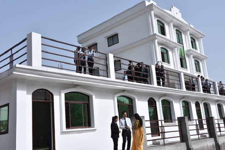 HIT Dehradun campus in Dehradun, Uttarakhand, India — photo 1
