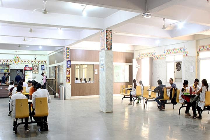 LN Medical College and Research Centre campus in Bhopal, Madhya Pradesh, India — photo 3
