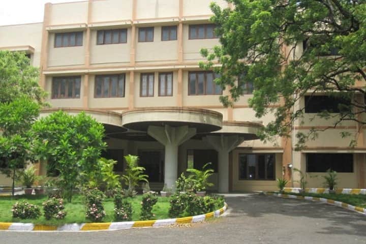 Maharaja Co-Education Arts and Science College campus in Puthur Pudupalayam, Tamil Nadu, India — photo 2