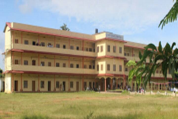 SNDP Yogam Arts and Science College campus in Pulpally, Kerala, India — photo 2
