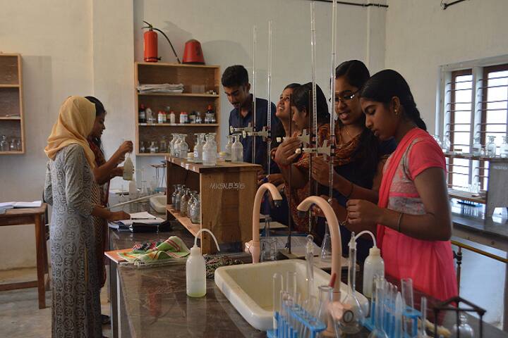 SNDP Yogam Arts and Science College campus in Pulpally, Kerala, India — photo 3