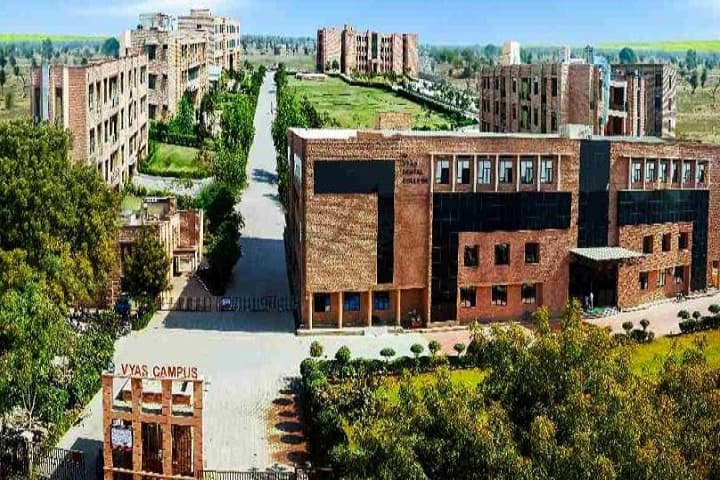 Vyas Institute of Engineering and Technology campus in Jodhpur, Rajasthan, India — photo 1