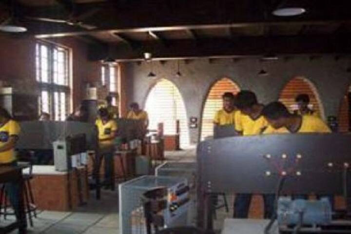 JD Polytechnic campus in Nagpur, Maharashtra, India — photo 3