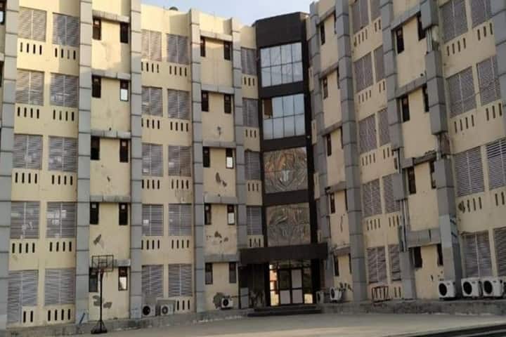 British Columbia College of Management campus in Greater Noida, Uttar Pradesh, India — photo 2