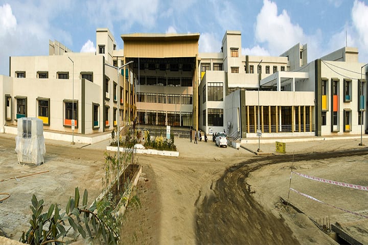 Birsa Munda Government Medical College campus in Shahdol, Madhya Pradesh, India — photo 1