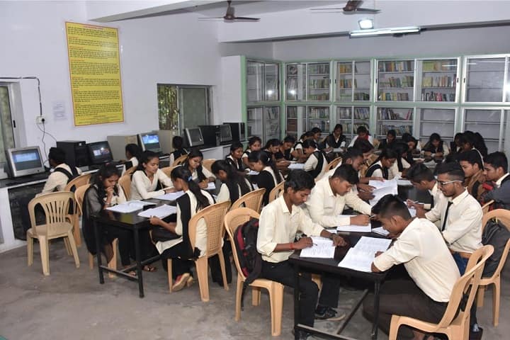 Janata Mahavidyalaya campus in Chandrapur, Maharashtra, India — photo 3