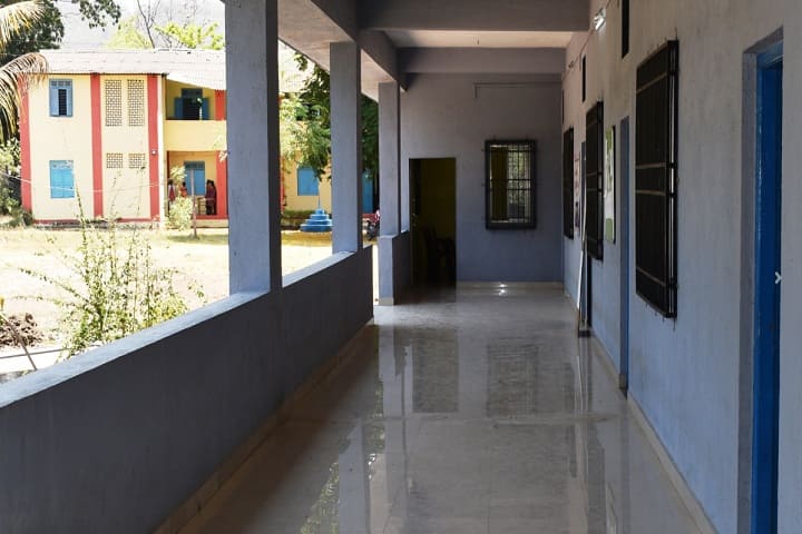 Ambikabai Jadhav Mahila Mahavidyalaya campus in Thane, Maharashtra, India — photo 2