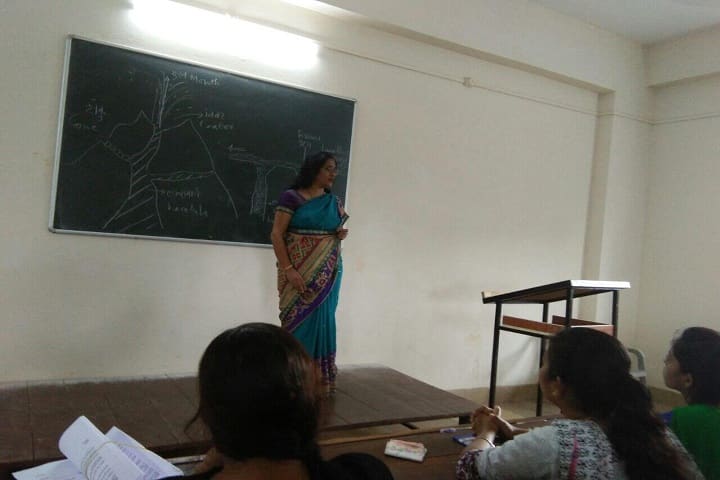 RE Society's RP Gogate College of Arts and Science and RV Jogalekar College of Commerce campus in Ratnagiri, Maharashtra, India — photo 3
