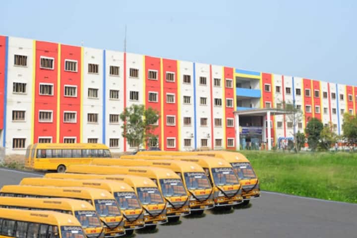 Priyadarshni Institute of Pharmaceutical Education and Research campus in Guntur, Andhra Pradesh, India — photo 3