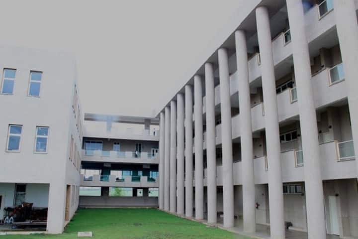 VDF School of Polytechnic campus in Latur, Maharashtra, India — photo 1