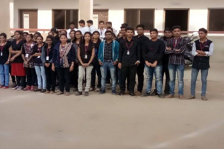 VInayaka College of Pure and Applied Sciences campus in Nadiad, Gujarat, India — photo 6