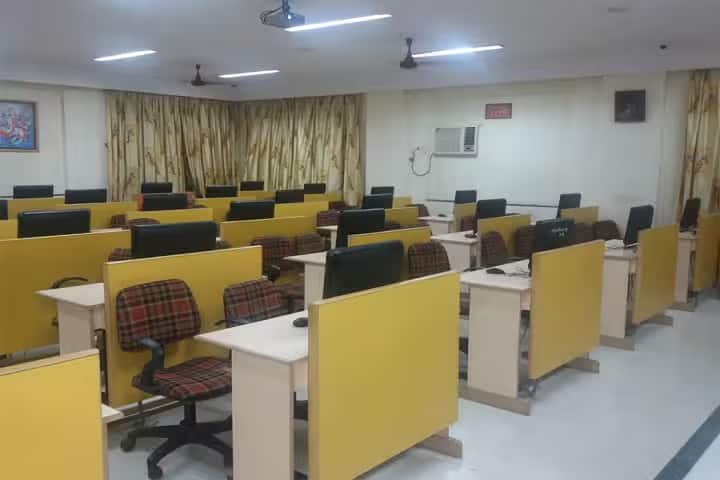 DTSS College of Commerce and PD Turakhia Junior College of Commerce and Science campus in Mumbai, Maharashtra, India — photo 4
