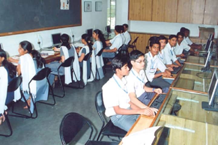 Vidya Prasarak Mandal's College of Engineering campus in Thane, Maharashtra, India — photo 4