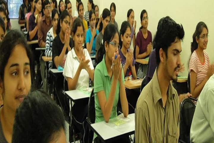 Progressive Education Societys  Modern College of Physiotherapy campus in Pune, Maharashtra, India — photo 1