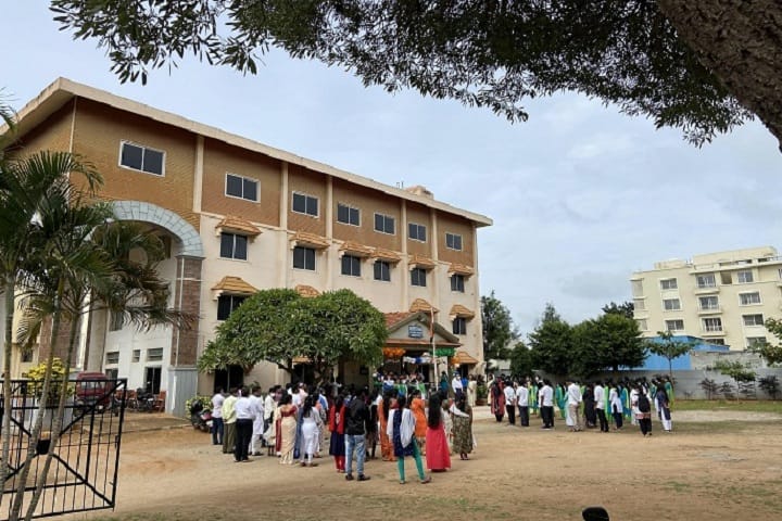 Ashwini Ayurvedic Medical College and Research Centre campus in Tumkur, Karnataka, India — photo 2