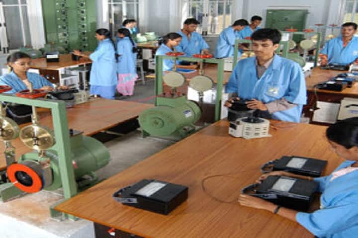 Vishnu Lakshmi College of Engineering and Technology campus in Coimbatore, Tamil Nadu, India — photo 6