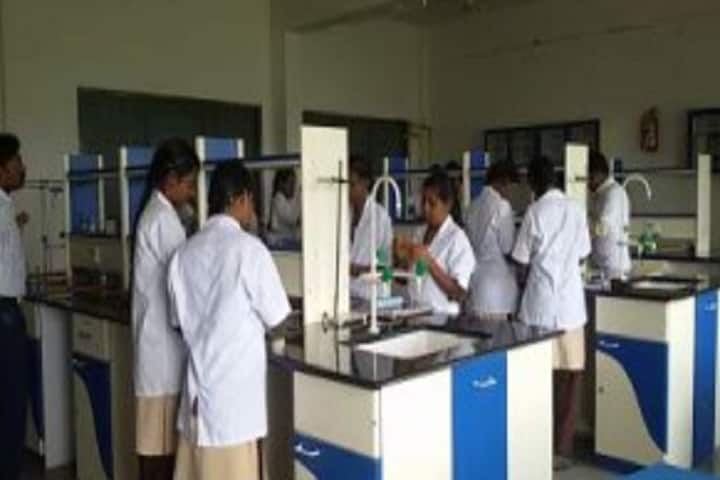 Srikari Degree College campus in Hosapete, Karnataka, India — photo 1