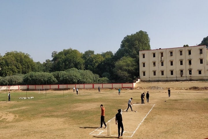 Gajra Raja Medical College campus in Gwalior, Madhya Pradesh, India — photo 3