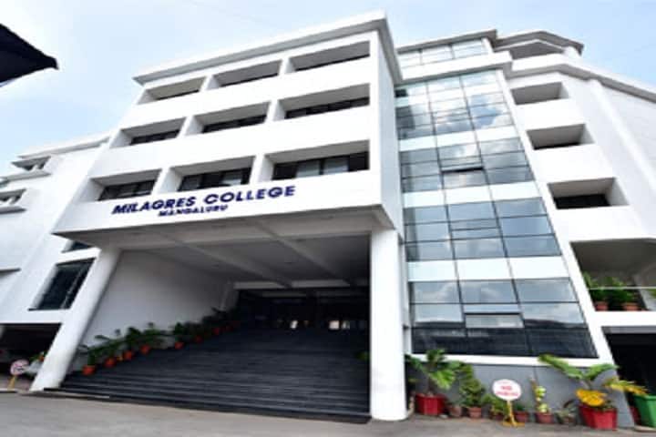 Milagres College campus in Mangalore, Karnataka, India — photo 1