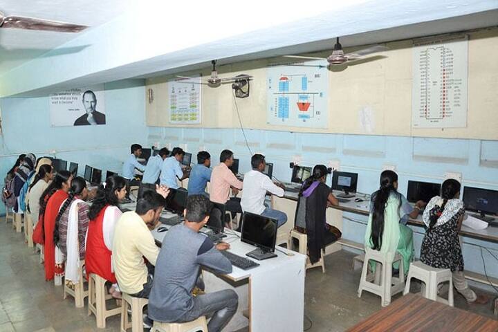 Vaidyanath College of Arts Commerce and Science campus in Parli, Maharashtra, India — photo 4