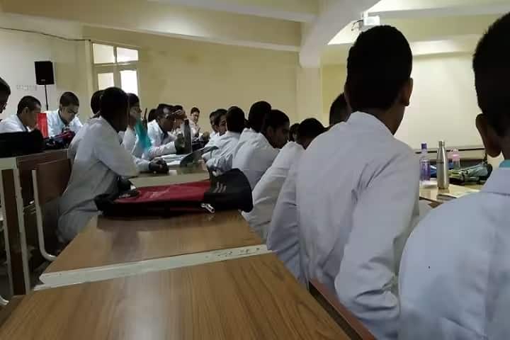 Bundelkhand Medical College campus in Sagar, Madhya Pradesh, India — photo 2