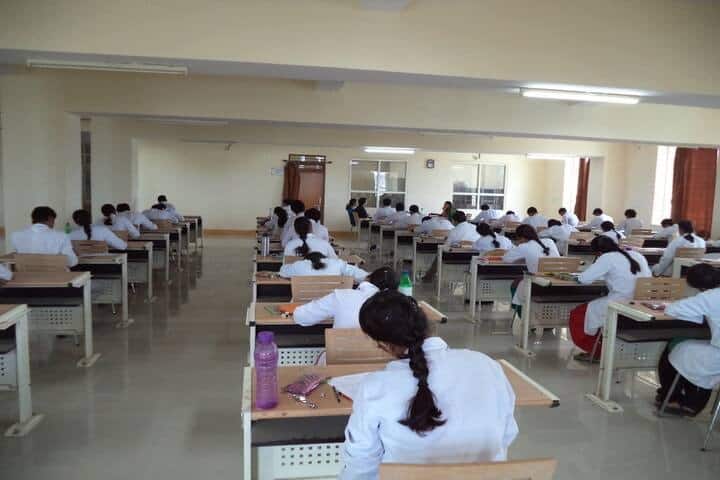 Bundelkhand Medical College campus in Sagar, Madhya Pradesh, India — photo 4