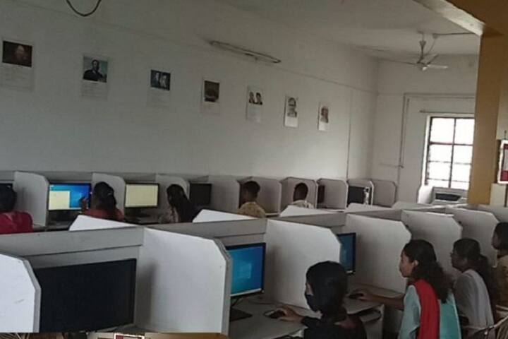 DP Bhosale College campus in Koregaon, Maharashtra, India — photo 4