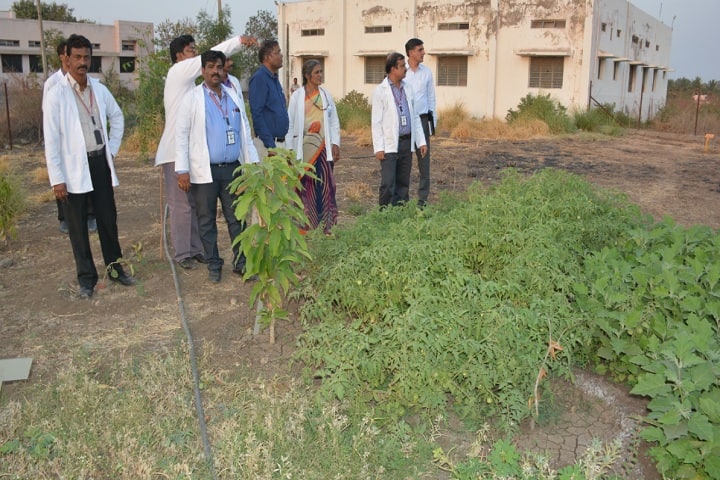 BLDEA's AVS Ayurveda Mahavidyalaya campus in Vijayapura, Karnataka, India — photo 4